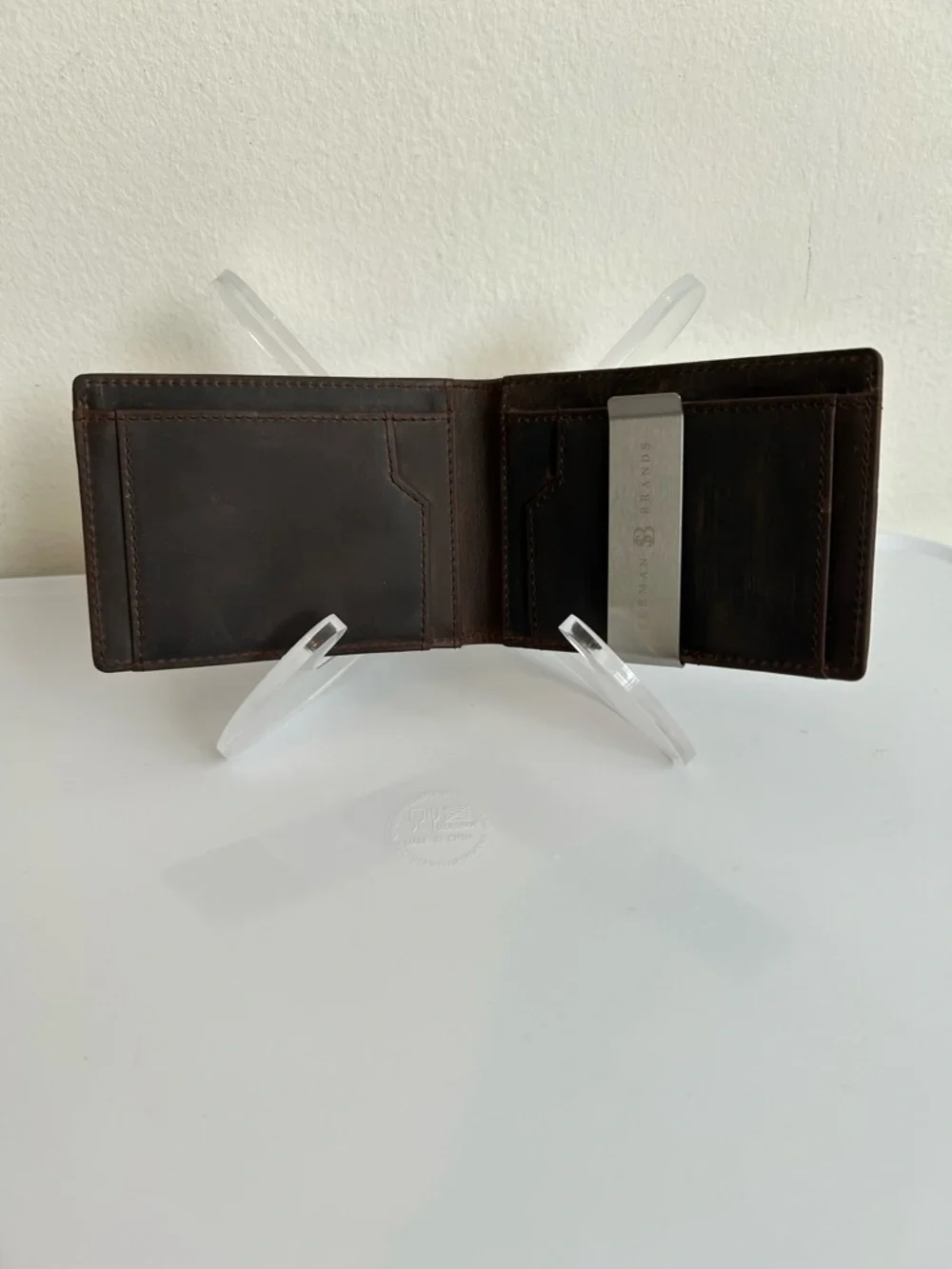 Serman Brands Transformer AirTag Wallet in Texas Brown RFID-blocking- Never Used